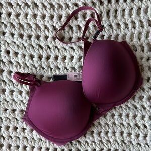 NWT Victoria’s Secret 32DD Push-up Bra plum/burgundy padded